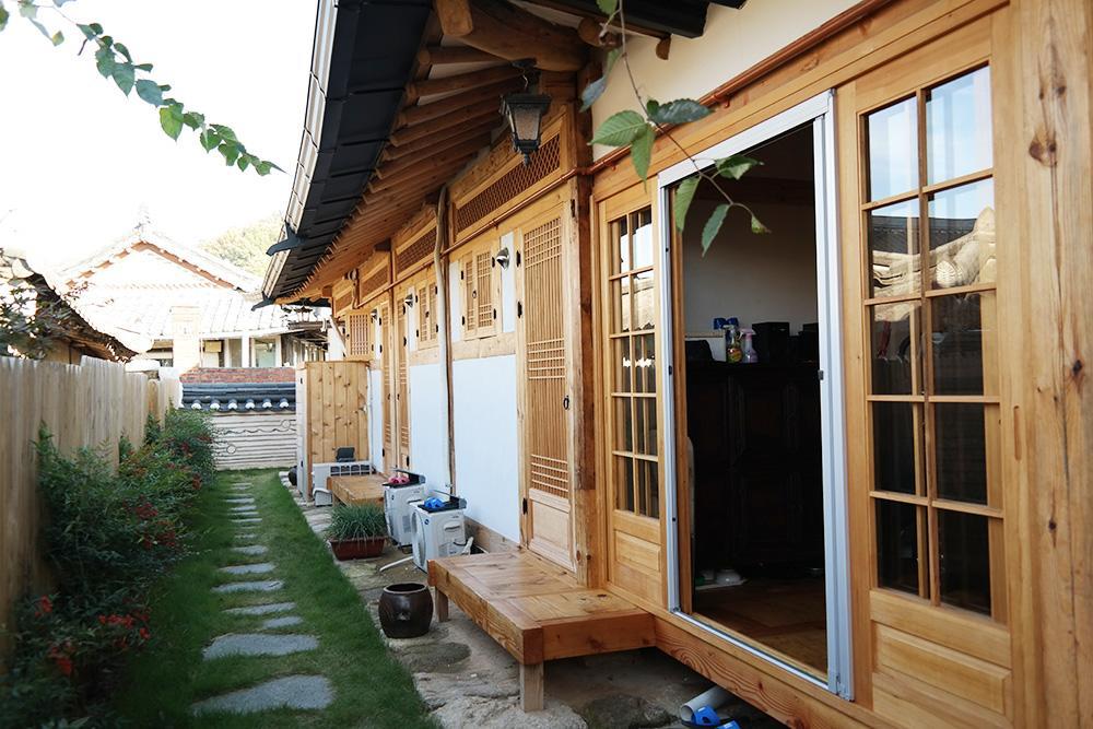Yeonwoodang Guesthouse جيونجو المظهر الخارجي الصورة